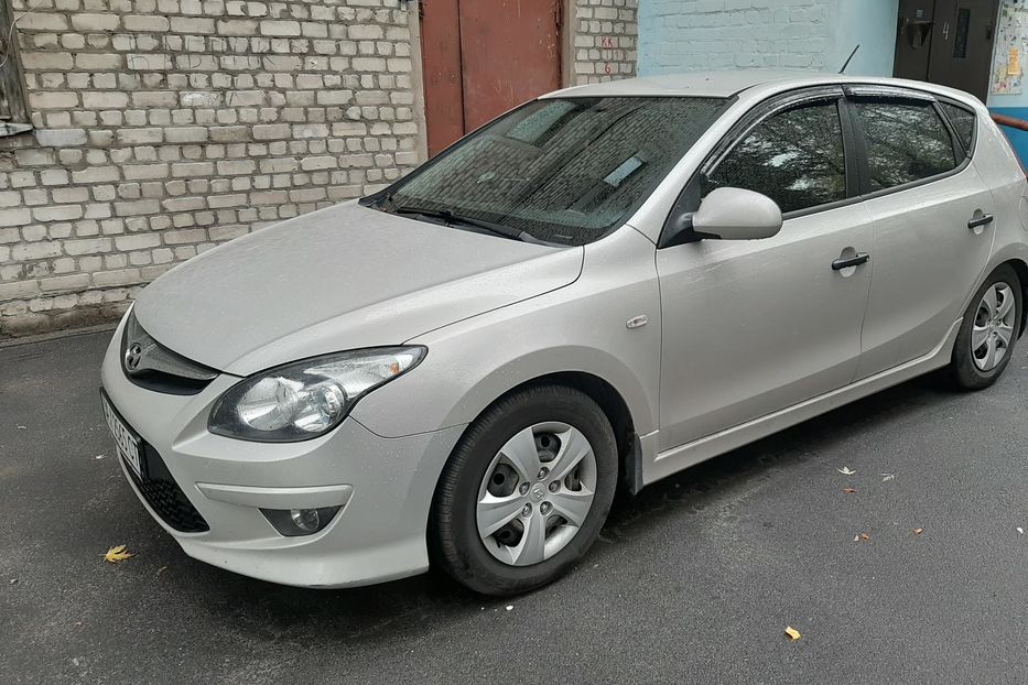 Продам Hyundai i30  Comfort 2010 года в Киеве