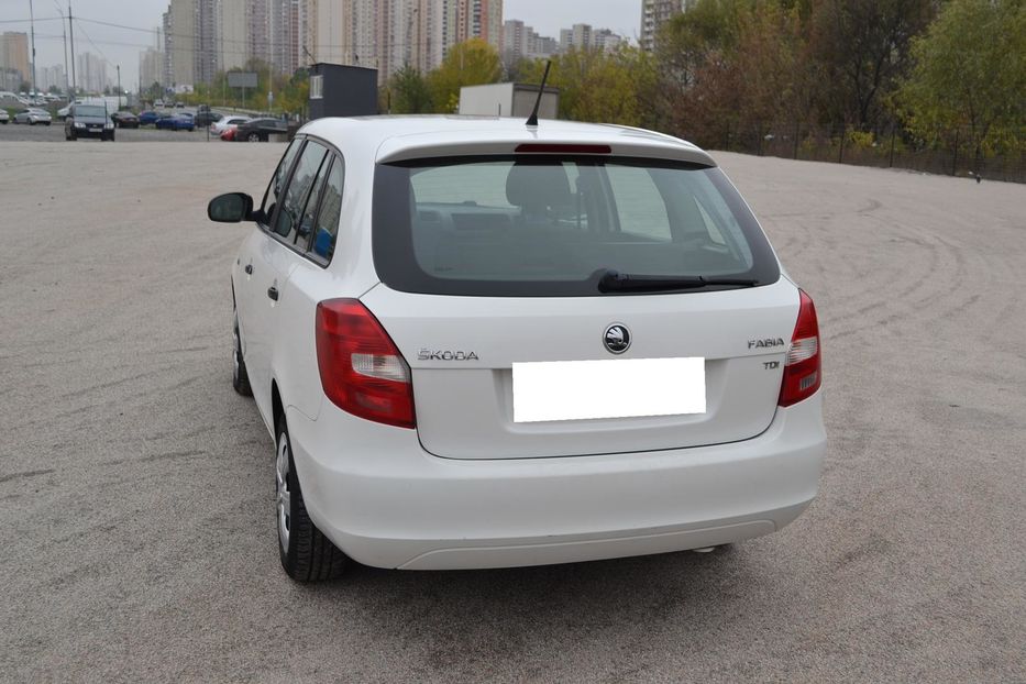 Продам Skoda Fabia 2014 года в Киеве