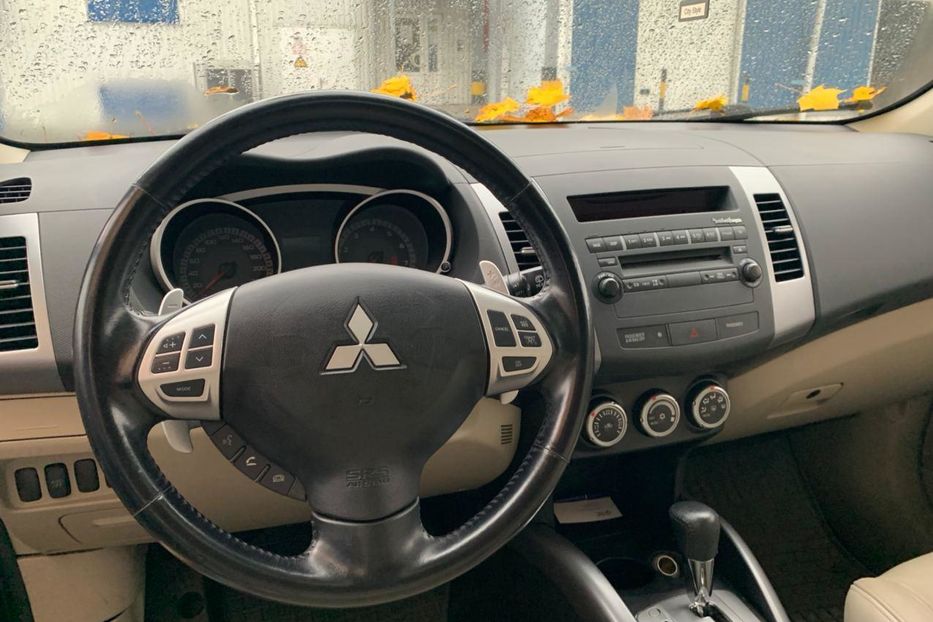 Продам Mitsubishi Outlander XL 2008 года в Киеве