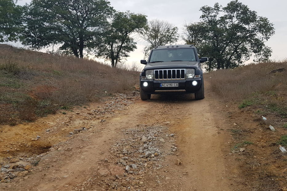 Продам Jeep Commander LIMITED 2007 года в Одессе