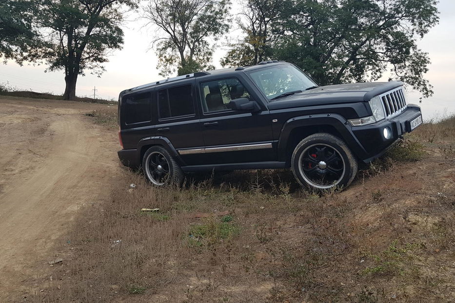 Продам Jeep Commander LIMITED 2007 года в Одессе