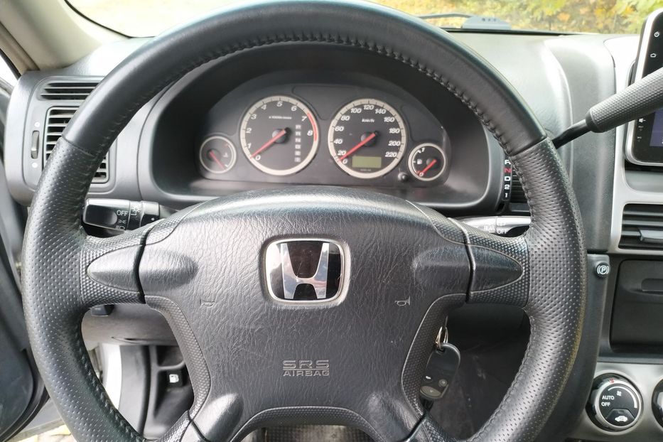 Продам Honda CR-V 2004 года в Виннице