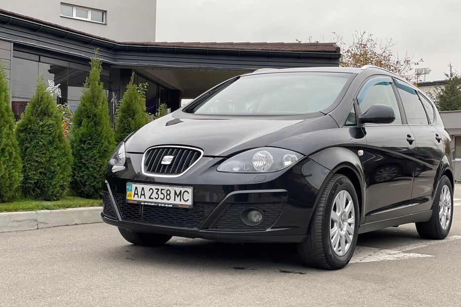 Продам Seat Altea XL 2011 года в Киеве