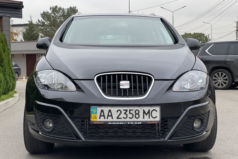 Продам Seat Altea XL 2011 года в Киеве