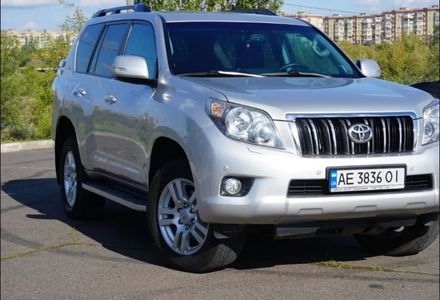 Продам Toyota Land Cruiser Prado Prestige 2011 года в Киеве