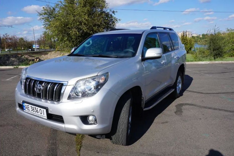 Продам Toyota Land Cruiser Prado Prestige 2011 года в Киеве