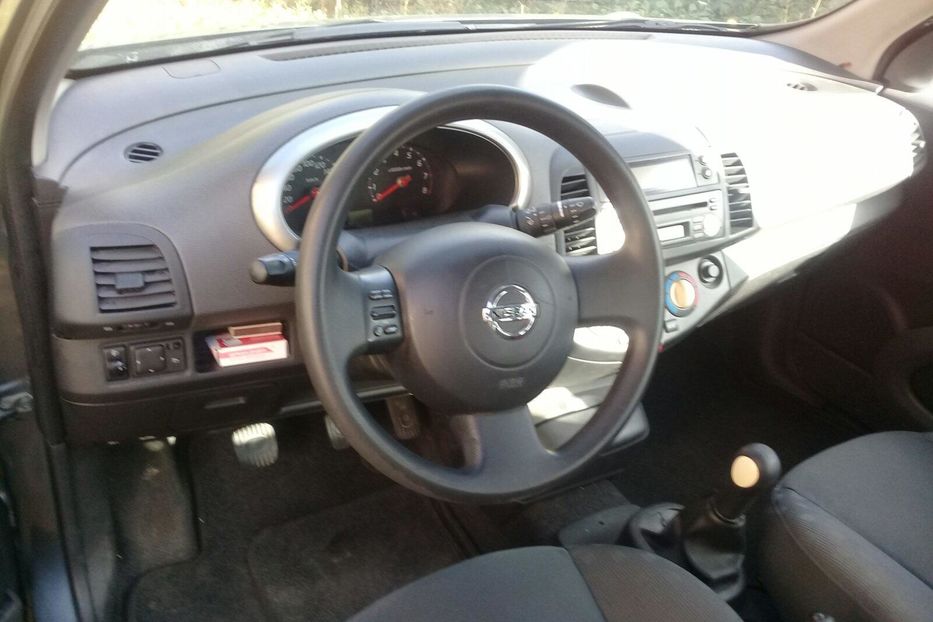 Продам Nissan Micra 2004 года в Киеве