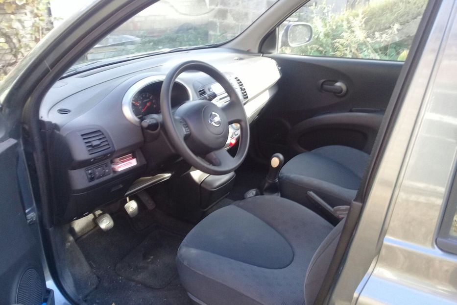 Продам Nissan Micra 2004 года в Киеве