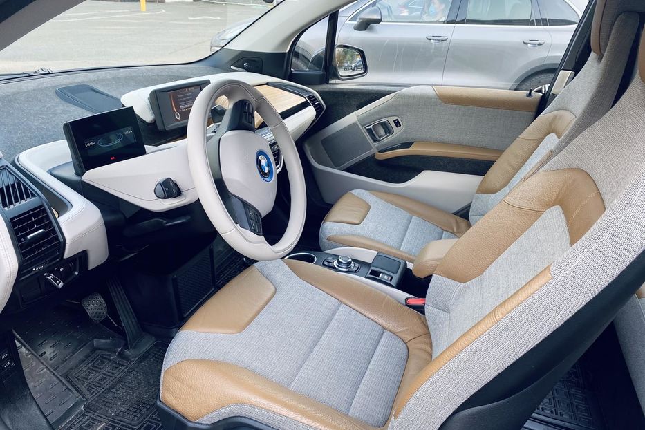 Продам BMW I3 BEV 2014 года в Киеве