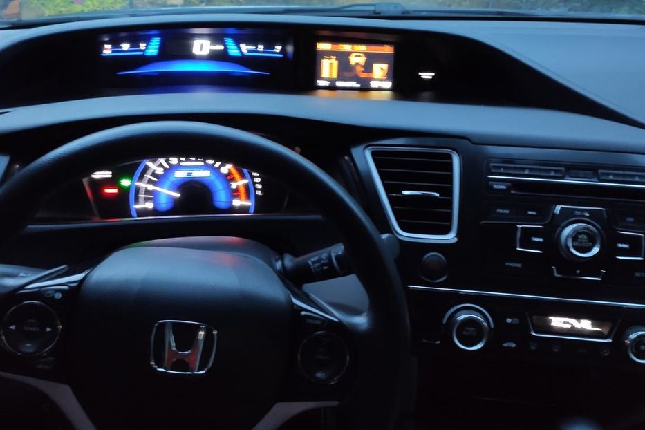 Продам Honda Civic 2013 года в Харькове