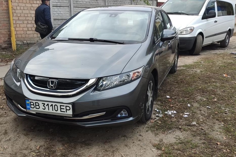 Продам Honda Civic 2013 года в Харькове