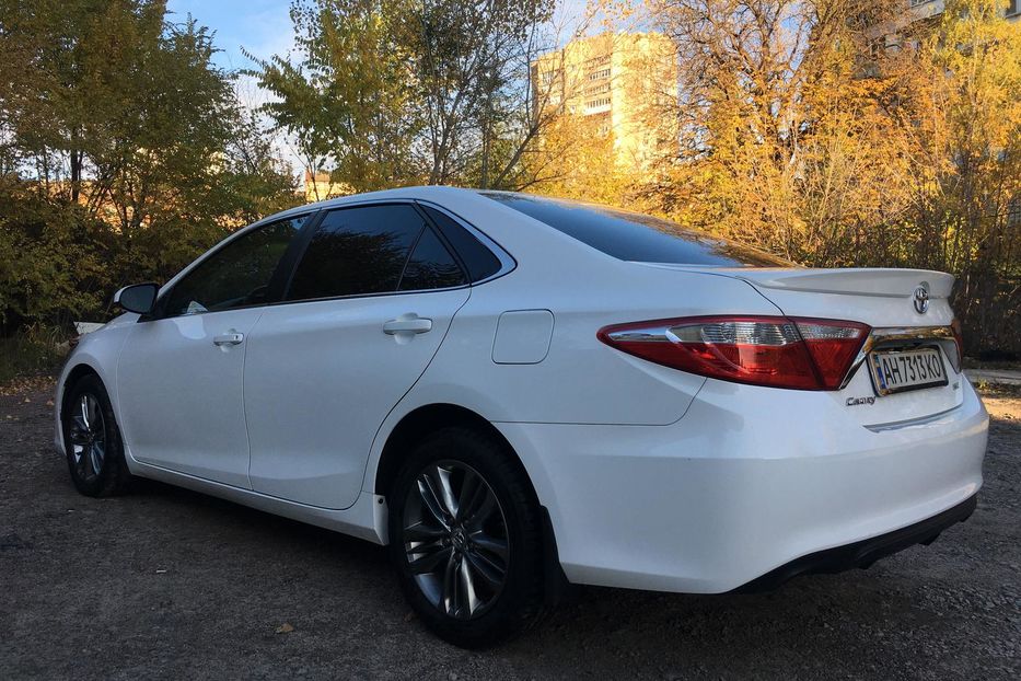 Продам Toyota Camry SE 2015 года в Киеве
