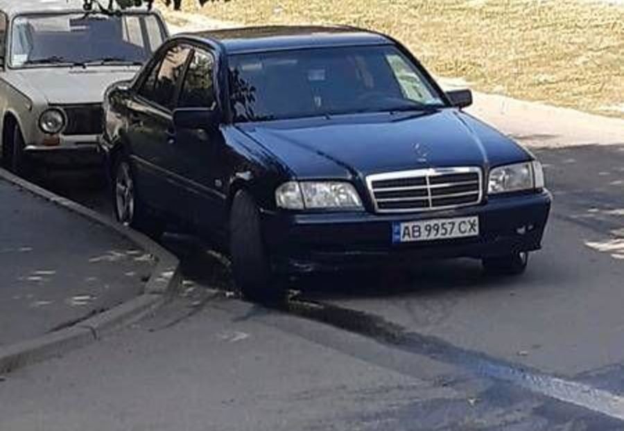 Продам Mercedes-Benz C-Class 1998 года в Виннице