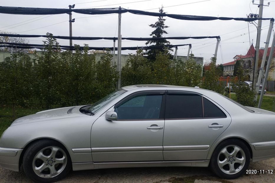 Продам Mercedes-Benz E-Class 2001 года в Днепре