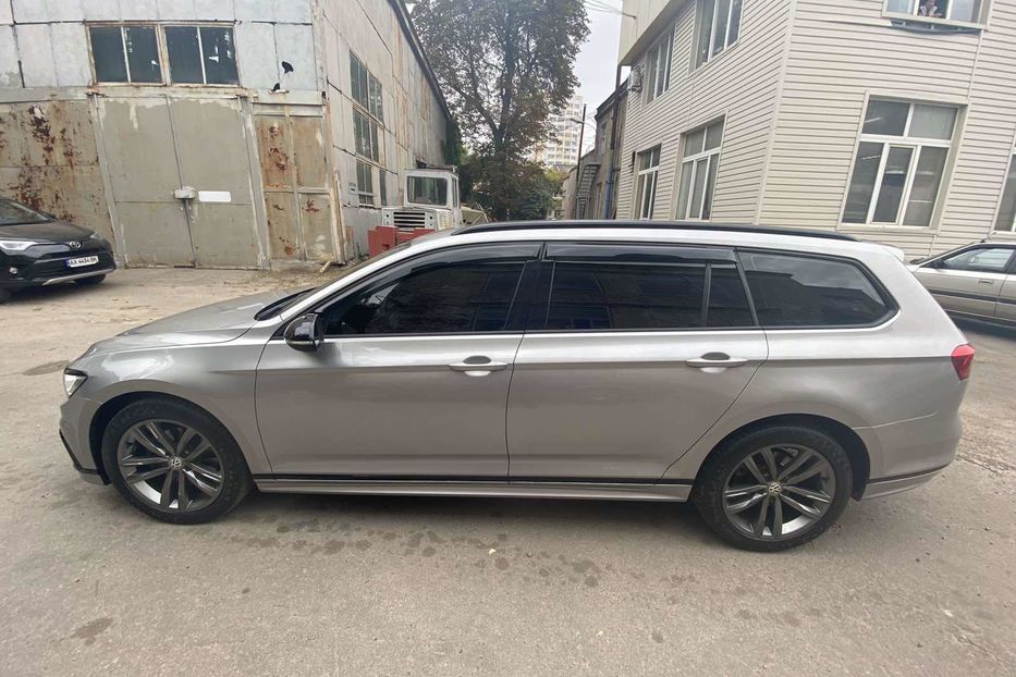 Продам Volkswagen Passat B8 2015 года в Харькове