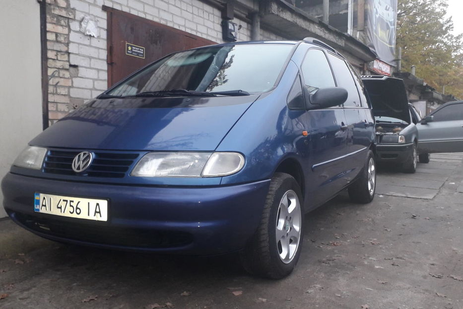Продам Volkswagen Sharan 1997 года в Киеве