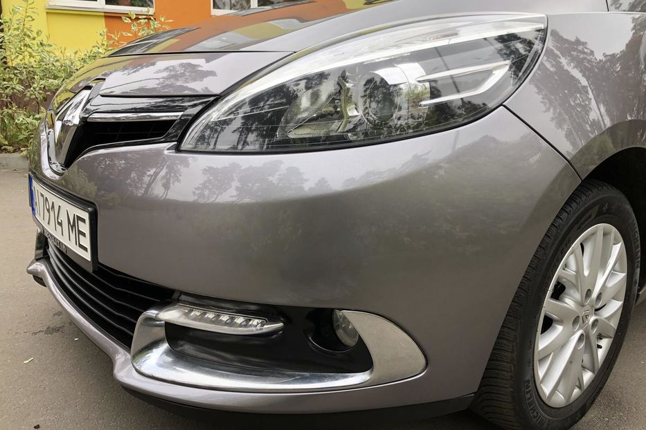 Продам Renault Grand Scenic 2015 года в Киеве