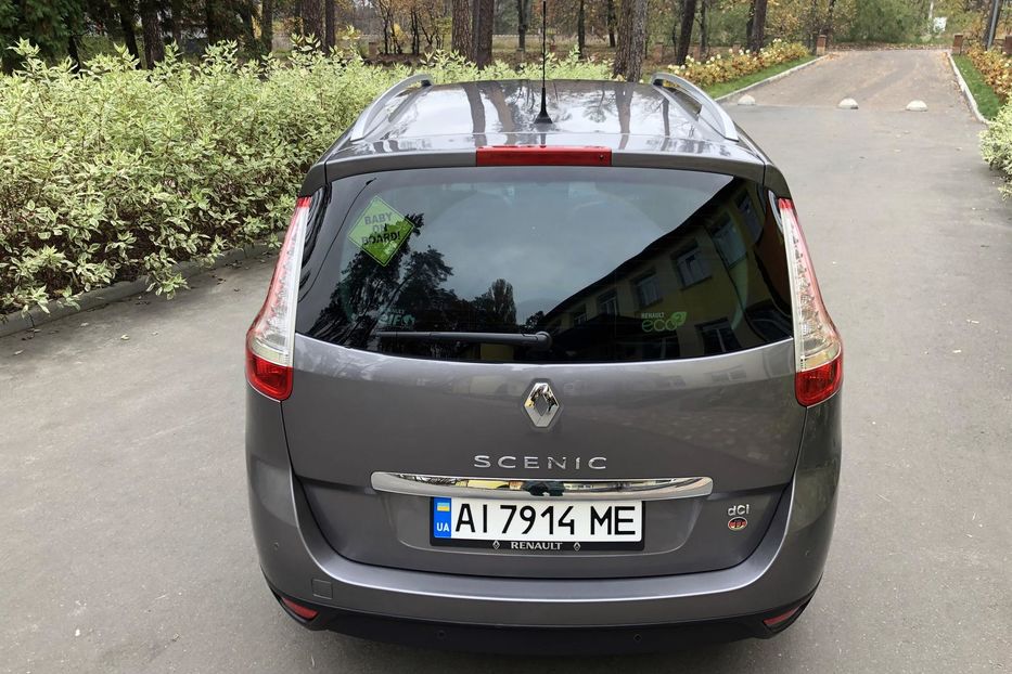 Продам Renault Grand Scenic 2015 года в Киеве