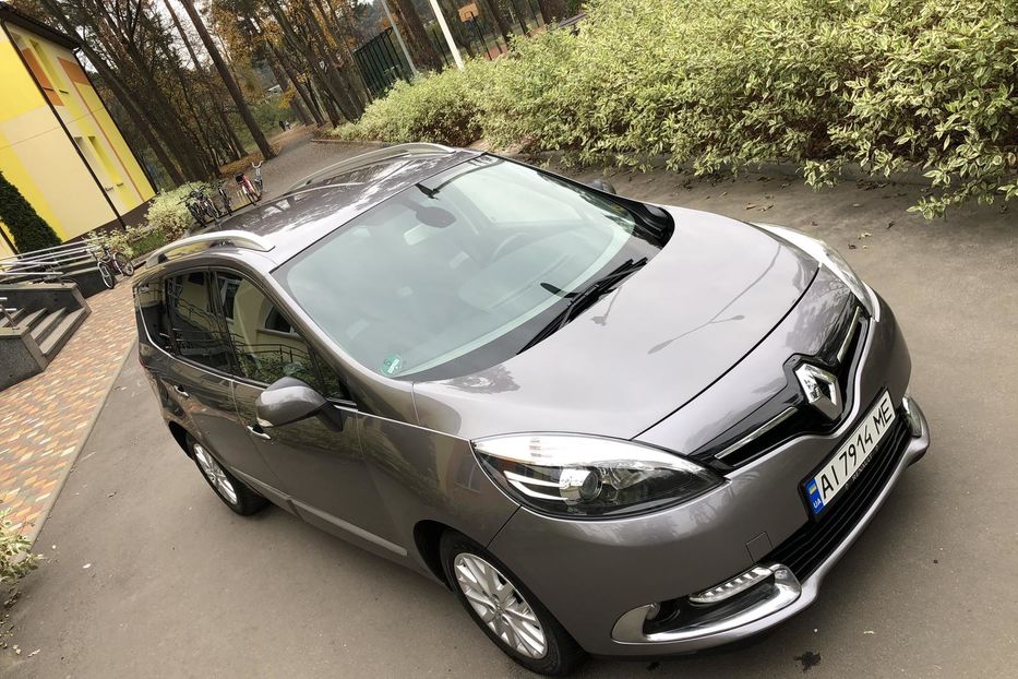 Продам Renault Grand Scenic 2015 года в Киеве