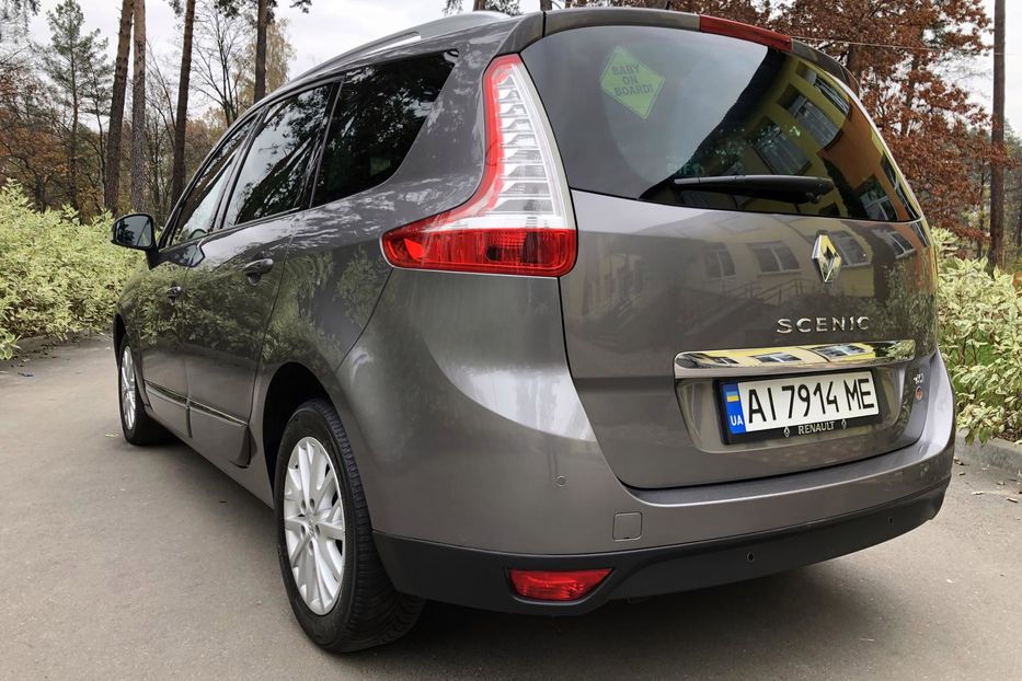 Продам Renault Grand Scenic 2015 года в Киеве