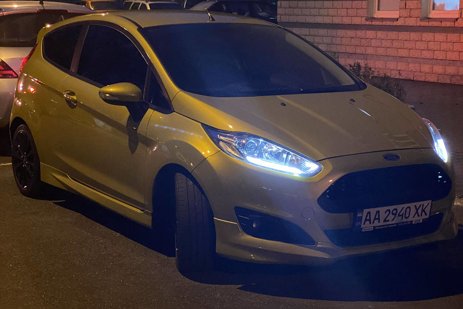 Продам Ford Fiesta ST-Line 140 hp 2013 года в Киеве