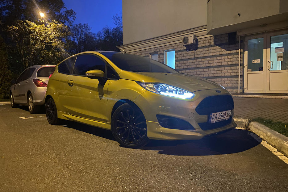 Продам Ford Fiesta ST-Line 140 hp 2013 года в Киеве