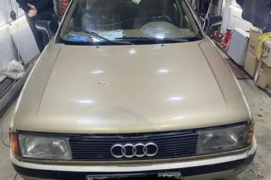 Продам Audi 80 1987 года в г. Украинка, Киевская область
