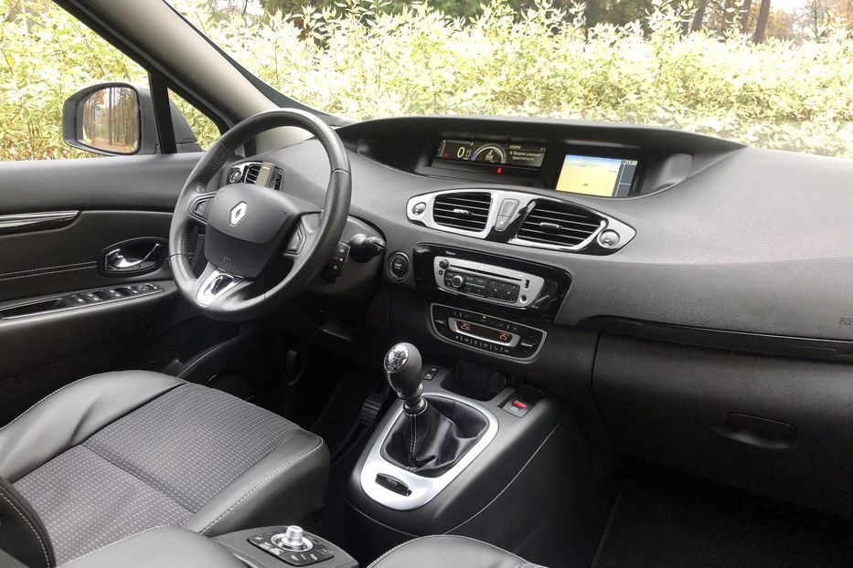 Продам Renault Grand Scenic BOSE 2014 года в Киеве