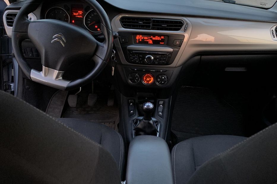 Продам Citroen C-Elysee Exclusive 2013 года в Киеве