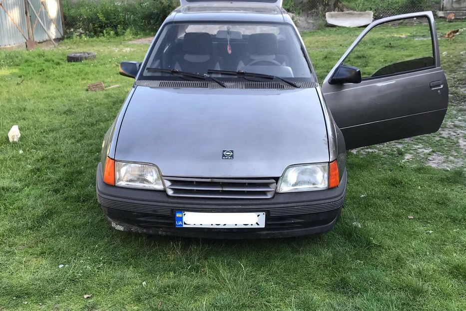 Продам Opel Kadett 1989 года в Ровно