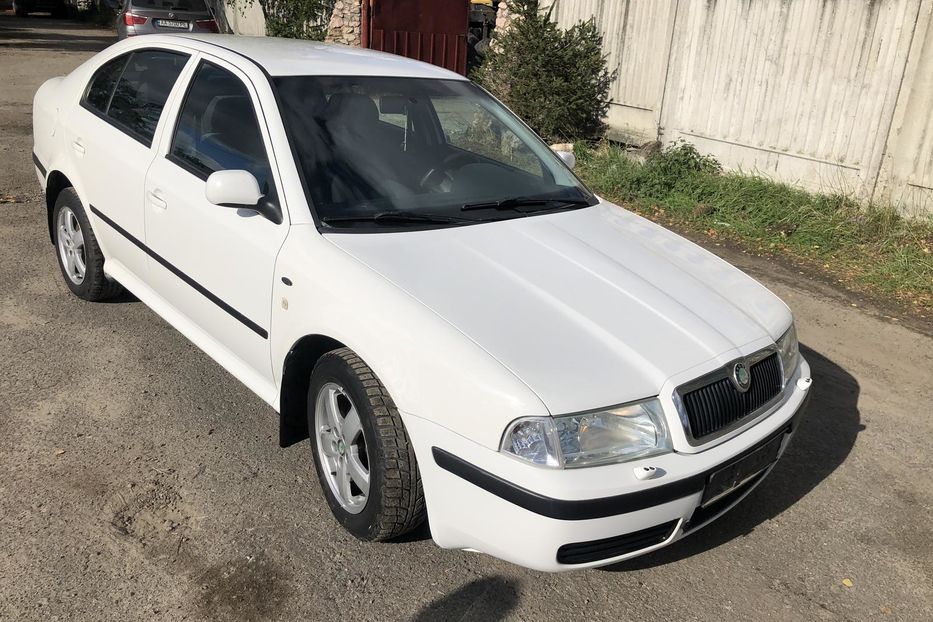 Продам Skoda Octavia Tour 2001 года в Киеве