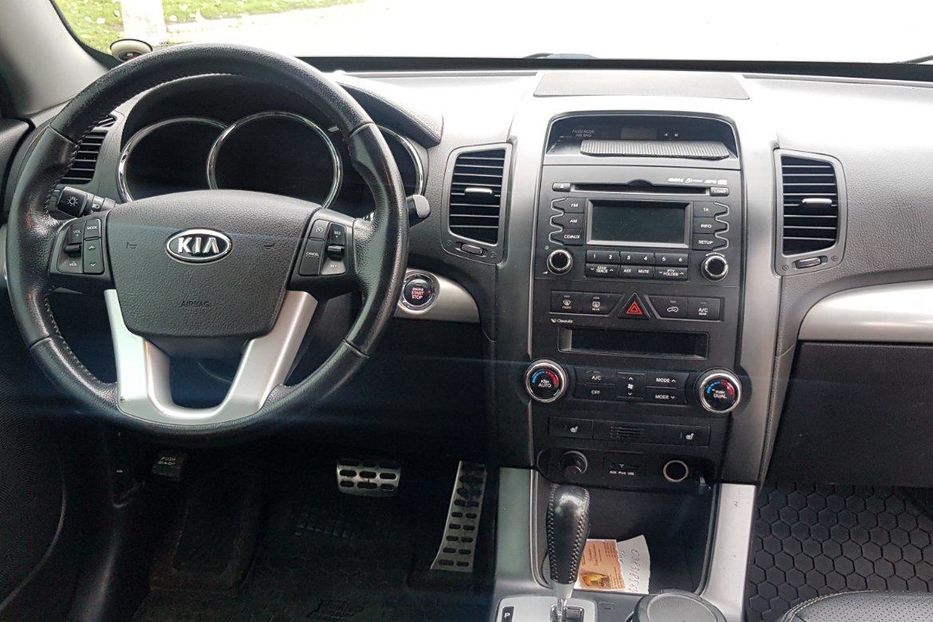 Продам Kia Sorento 2011 года в Киеве