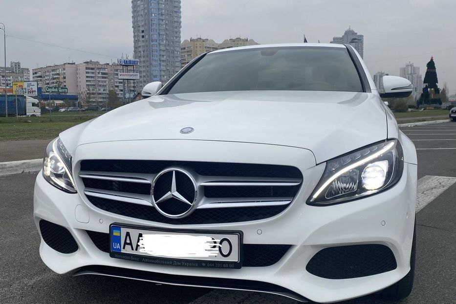 Продам Mercedes-Benz C-Class 2017 года в Киеве