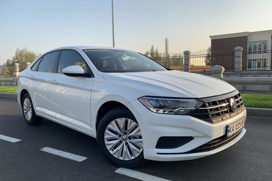 Продам Volkswagen Jetta Mk 7 2019 года в Киеве