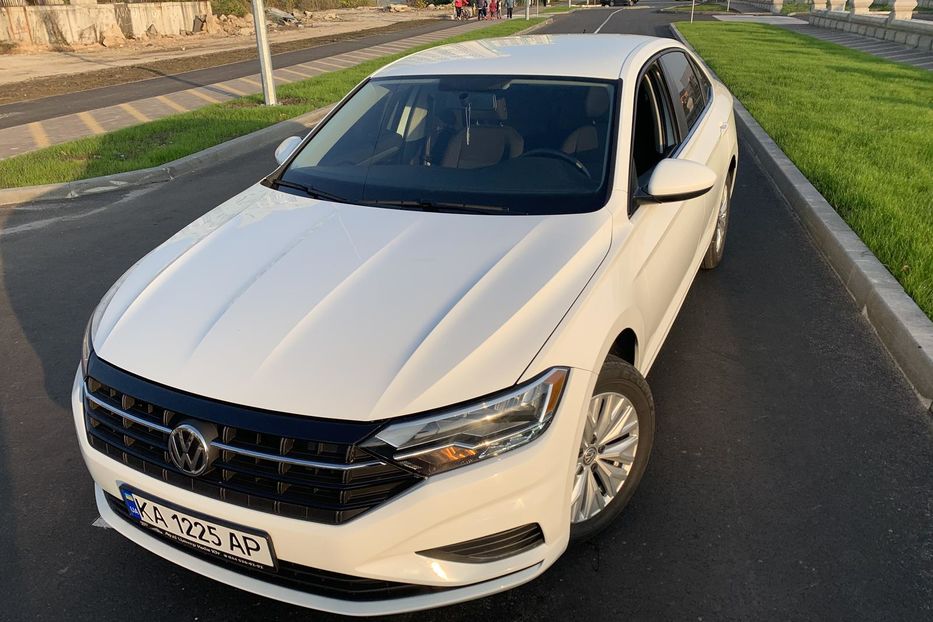 Продам Volkswagen Jetta Mk 7 2019 года в Киеве