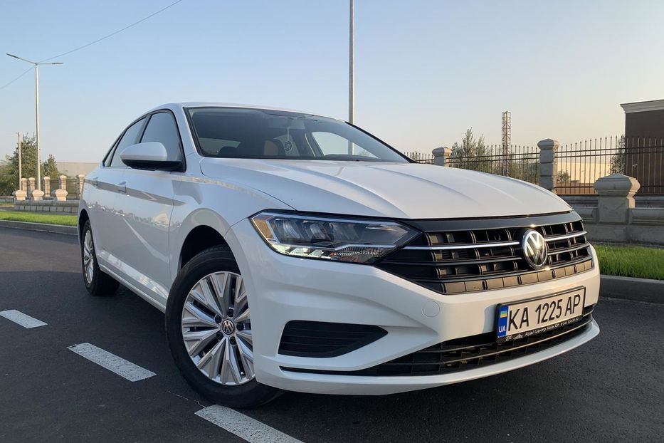 Продам Volkswagen Jetta Mk 7 2019 года в Киеве