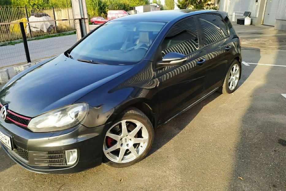 Продам Volkswagen Golf GTI 2011 года в Киеве