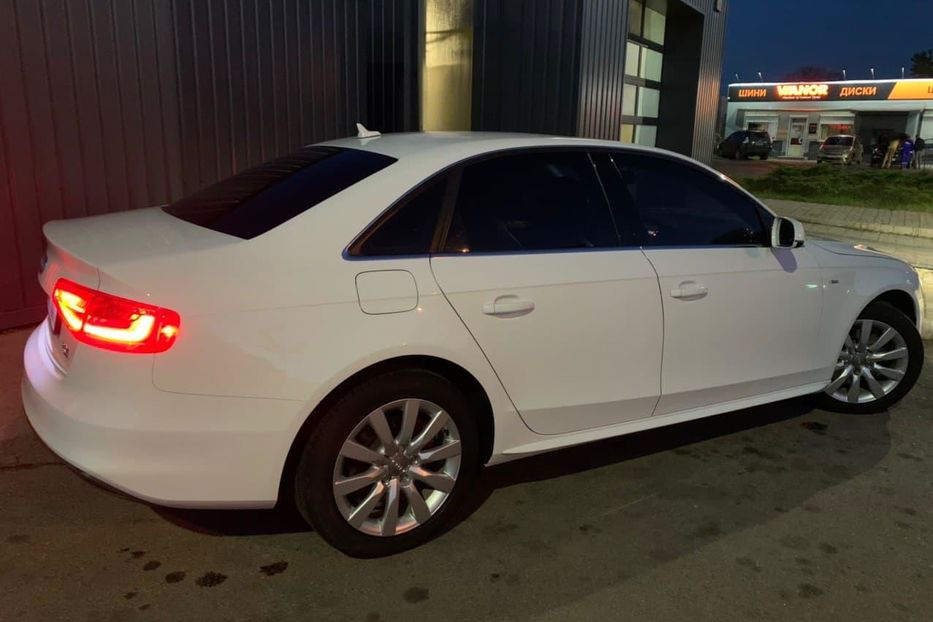 Продам Audi A4 2014 года в Львове