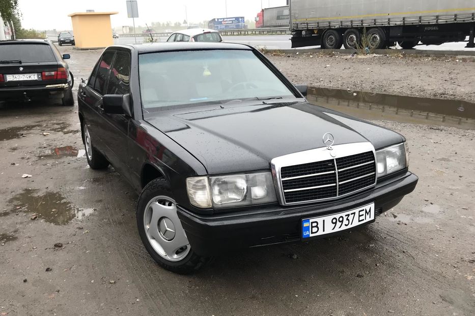 Продам Mercedes-Benz C-Class W201 190 1988 года в Полтаве