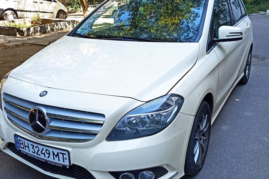 Продам Mercedes-Benz B 180 7G 2013 года в Одессе