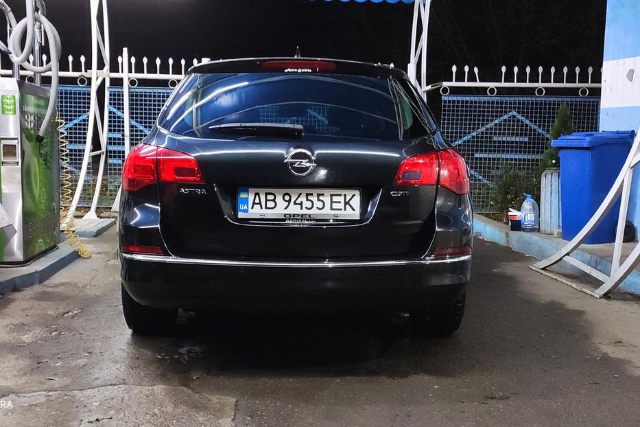 Продам Opel Astra J 2013 года в г. Жмеринка, Винницкая область