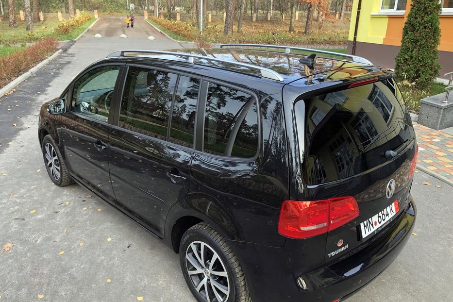 Продам Volkswagen Touran Bluemotion 2015 года в Киеве