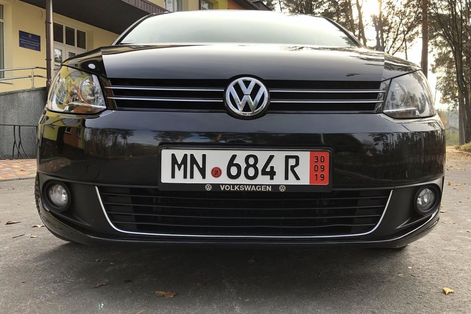 Продам Volkswagen Touran Bluemotion 2015 года в Киеве