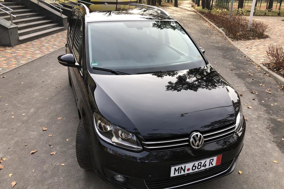 Продам Volkswagen Touran Bluemotion 2015 года в Киеве