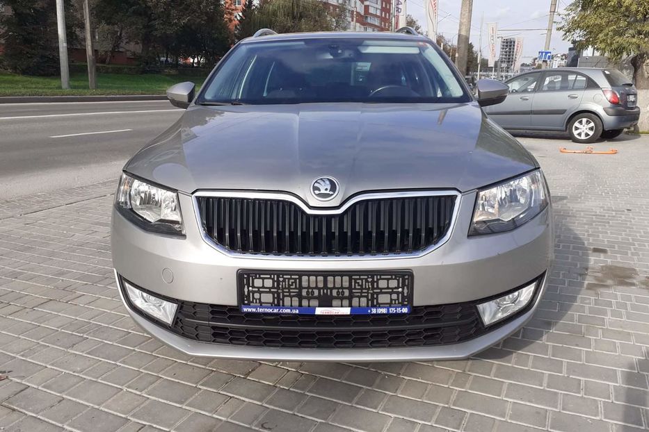 Продам Skoda Octavia Combi 1.4 TSI 2014 года в Тернополе