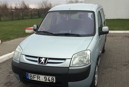 Продам Peugeot Partner пасс. 2005 года в Ровно