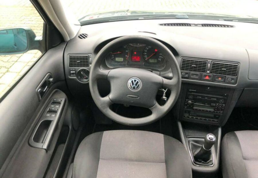 Продам Volkswagen Golf IV 2004 года в Ивано-Франковске