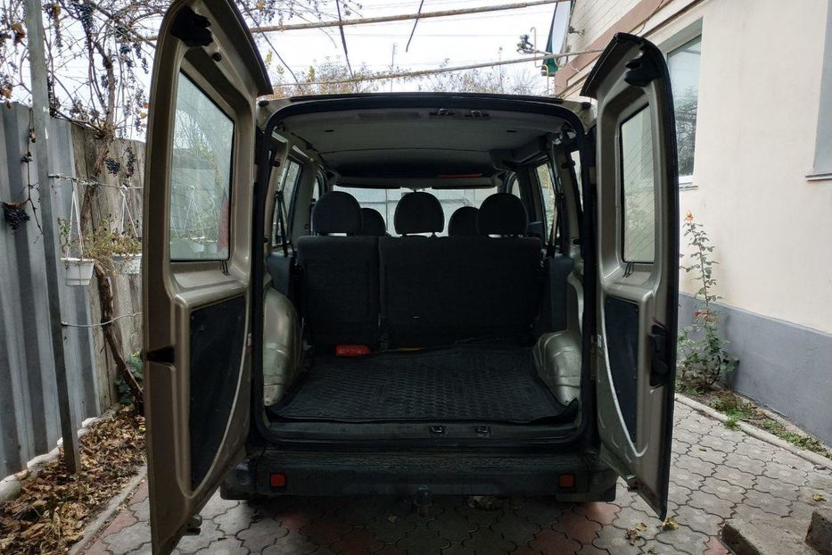 Продам Fiat Doblo пасс. 2013 года в г. Чигирин, Черкасская область