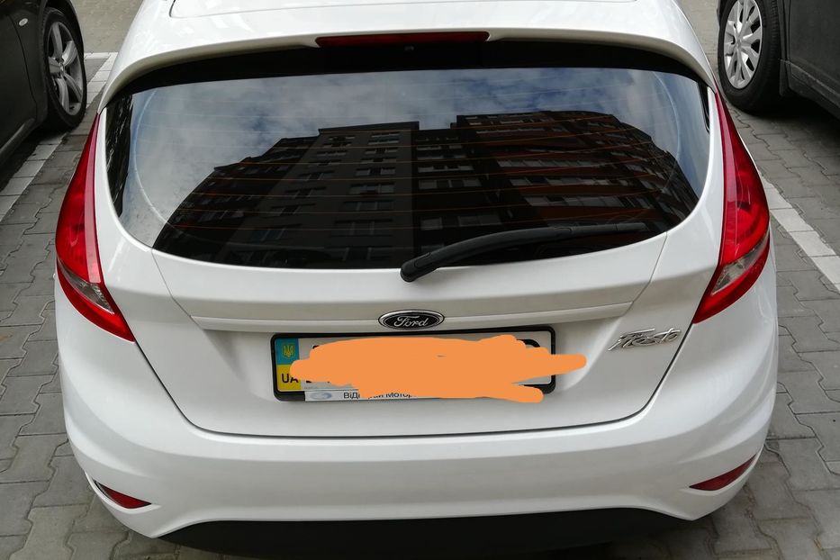 Продам Ford Fiesta Ambient 2012 года в Киеве