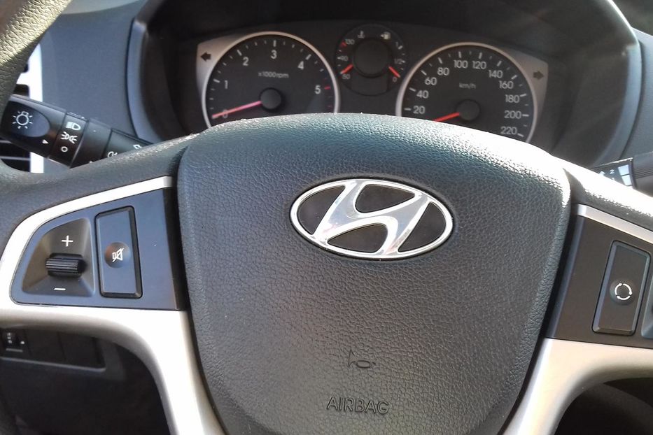 Продам Hyundai i20 2012 года в Днепре